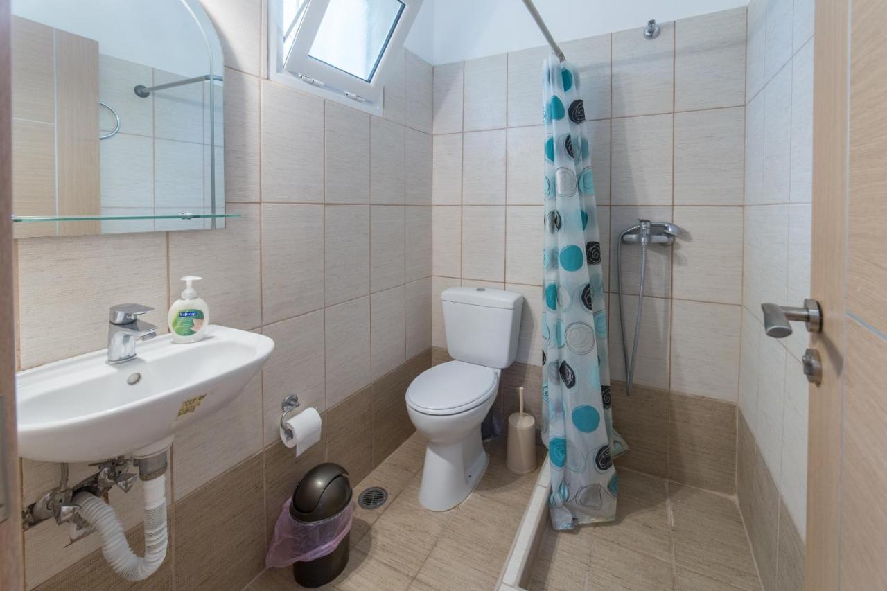 Apartment Eleni Planos